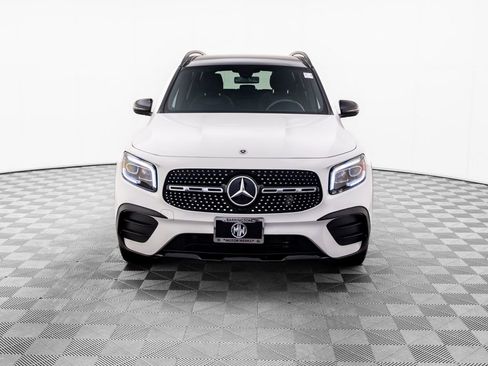 Used 2022 Mercedes-Benz GLB 250 4MATIC image 8