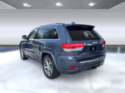 Used 2020 Jeep Grand Cherokee Overland AWD/4WD image 3