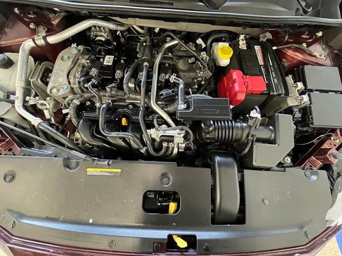 Used 2025 Nissan Sentra SV FWD image 32