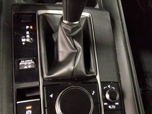 Used 2024 MAZDA CX-50 AWD 2.5 S w/ Preferred Package image 19