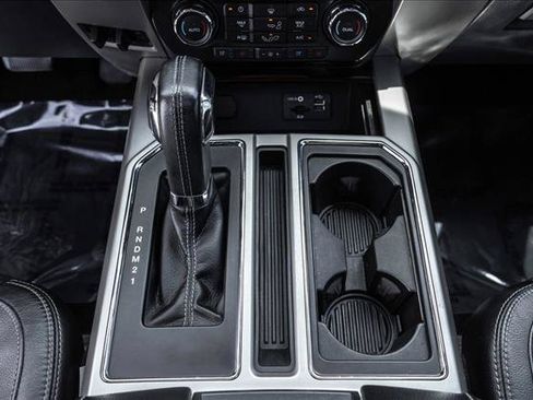 Used 2015 Ford F150 Lariat AWD/4WD image 19