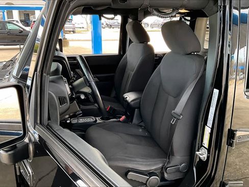 Used 2017 Jeep Wrangler Unlimited Sport w/ Quick Order Package 24S image 8