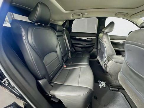 Used 2021 INFINITI QX50 Essential image 28