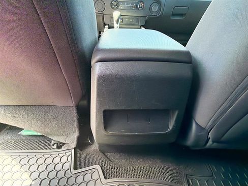 Used 2023 Nissan Frontier S w/ Technology Package image 25