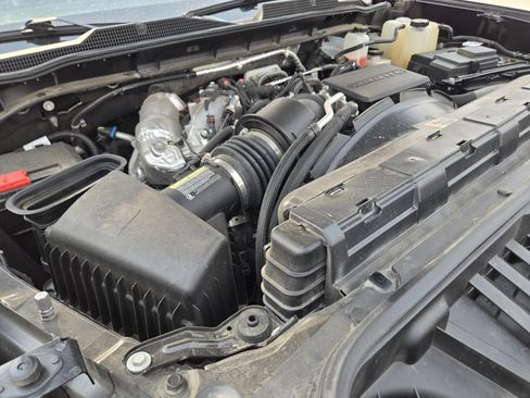 Used 2024 Chevrolet Silverado 2500 High Country w/ High Country Premium Package AWD/4WD image 31
