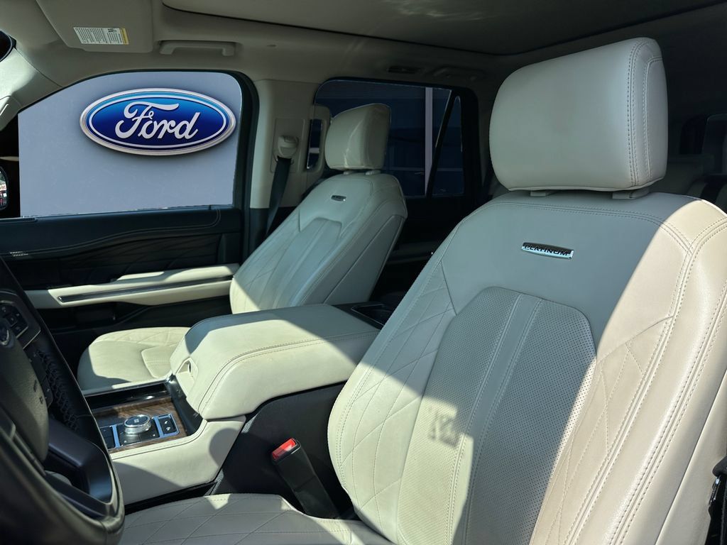 Used 2021 Ford Expedition Platinum AWD/4WD image 11
