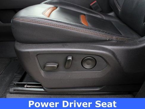 Used 2024 GMC Sierra 2500 AT4 w/ AT4 Premium Plus Package image 4