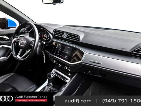Used 2022 Audi Q3 2.0T Premium image 16