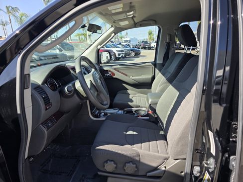 New 2025 Jeep Grand Cherokee Altitude RWD image 19