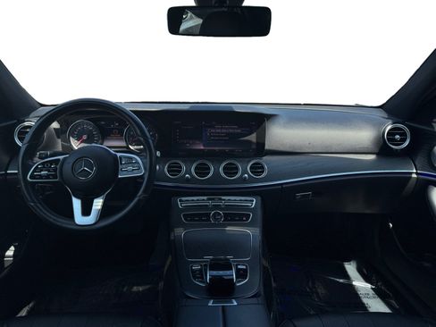 Used 2019 Mercedes-Benz E 300 image 10
