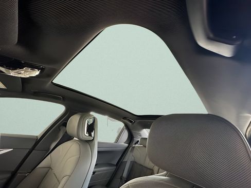 New 2026 BMW 740i RWD image 20