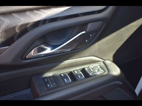 Used 2024 GMC Yukon Denali w/ Denali Reserve Package AWD/4WD image 21