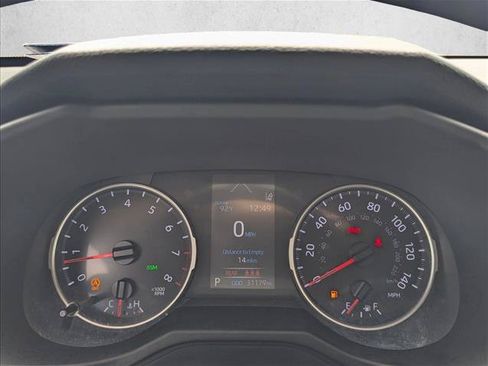 Certified 2021 Toyota RAV4 XLE w/ Convenience Package FWD image 11