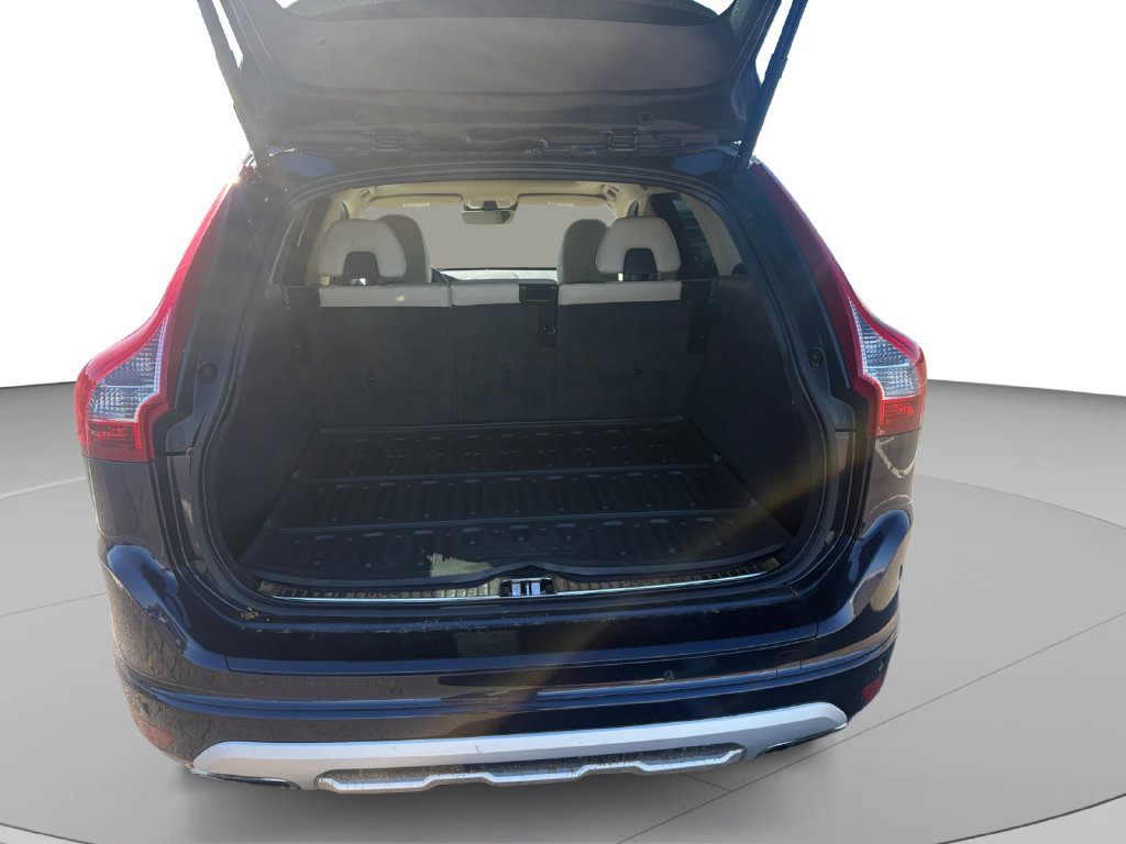 Used 2017 Volvo XC60 T6 Dynamic w/ Advanced Package AWD/4WD image 15