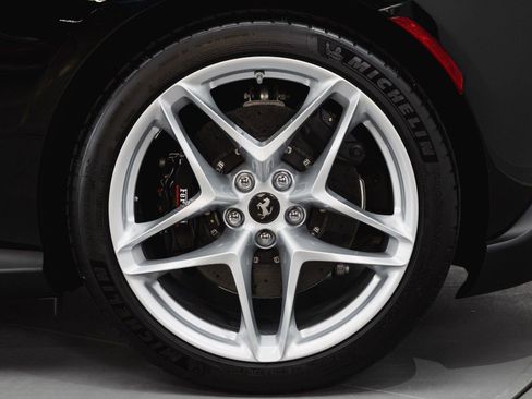 Certified 2024 Ferrari Roma Spider RWD image 22