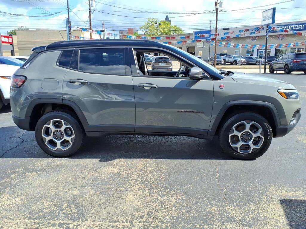 Used 2022 Jeep Compass Trailhawk w/ Trailhawk Elite Group AWD/4WD image 4