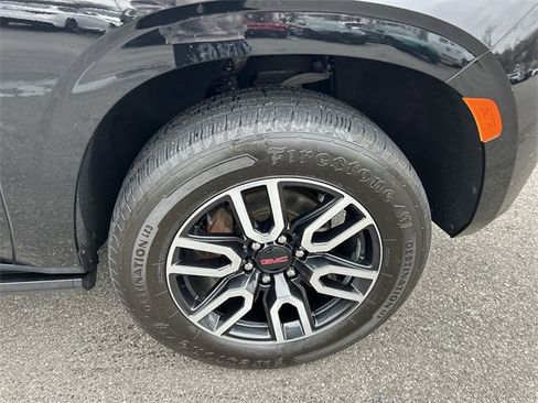 Used 2021 GMC Yukon AT4 w/ AT4 Premium Plus Package image 13