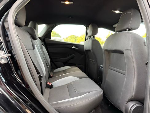 Used 2018 Ford Focus ST FWD image 27