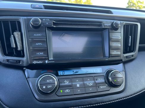 Used 2015 Toyota RAV4 XLE AWD/4WD image 25