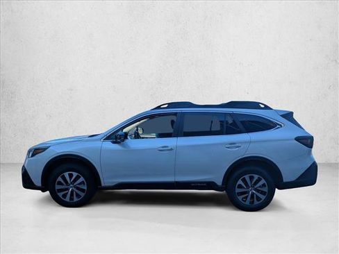 Used 2020 Subaru Outback Premium image 9