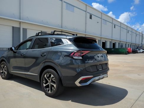 Used 2023 Kia Sportage EX w/ EX Premium Package AWD/4WD image 7