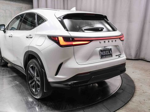 Used 2025 Lexus NX 450h+ AWD w/ Accessory Package (2T) image 8