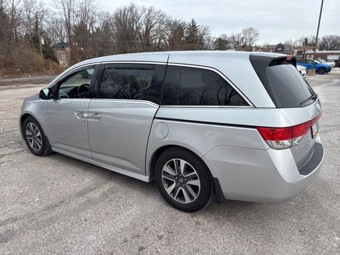Used 2014 Honda Odyssey Touring image 5