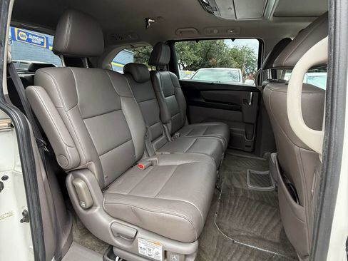 Used 2015 Honda Odyssey Touring image 21
