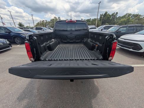 Used 2026 Chevrolet Colorado Z71 w/ Technology Package AWD/4WD image 12