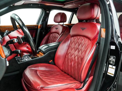 Used 2018 Bentley Mulsanne RWD image 15