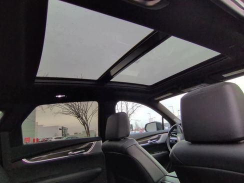 Certified 2023 Cadillac XT5 Sportv image 22