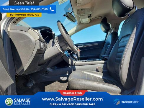 Used 2014 Ford Fusion SE w/ Equipment Group 202A image 9