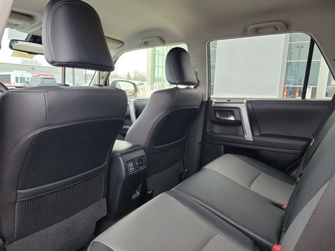 Used 2024 Toyota 4Runner SR5 Premium image 14