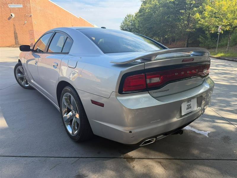 Used 2012 Dodge Charger SXT Plus RWD image 4