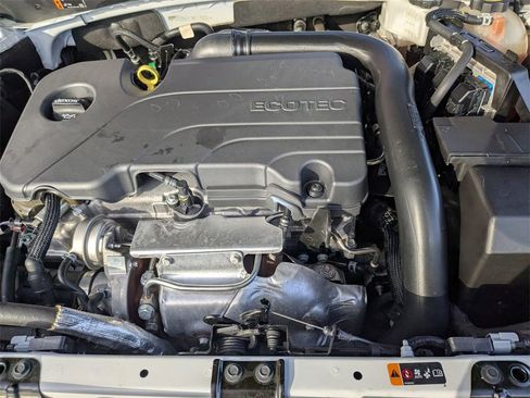 Certified 2024 Chevrolet Malibu LT image 32