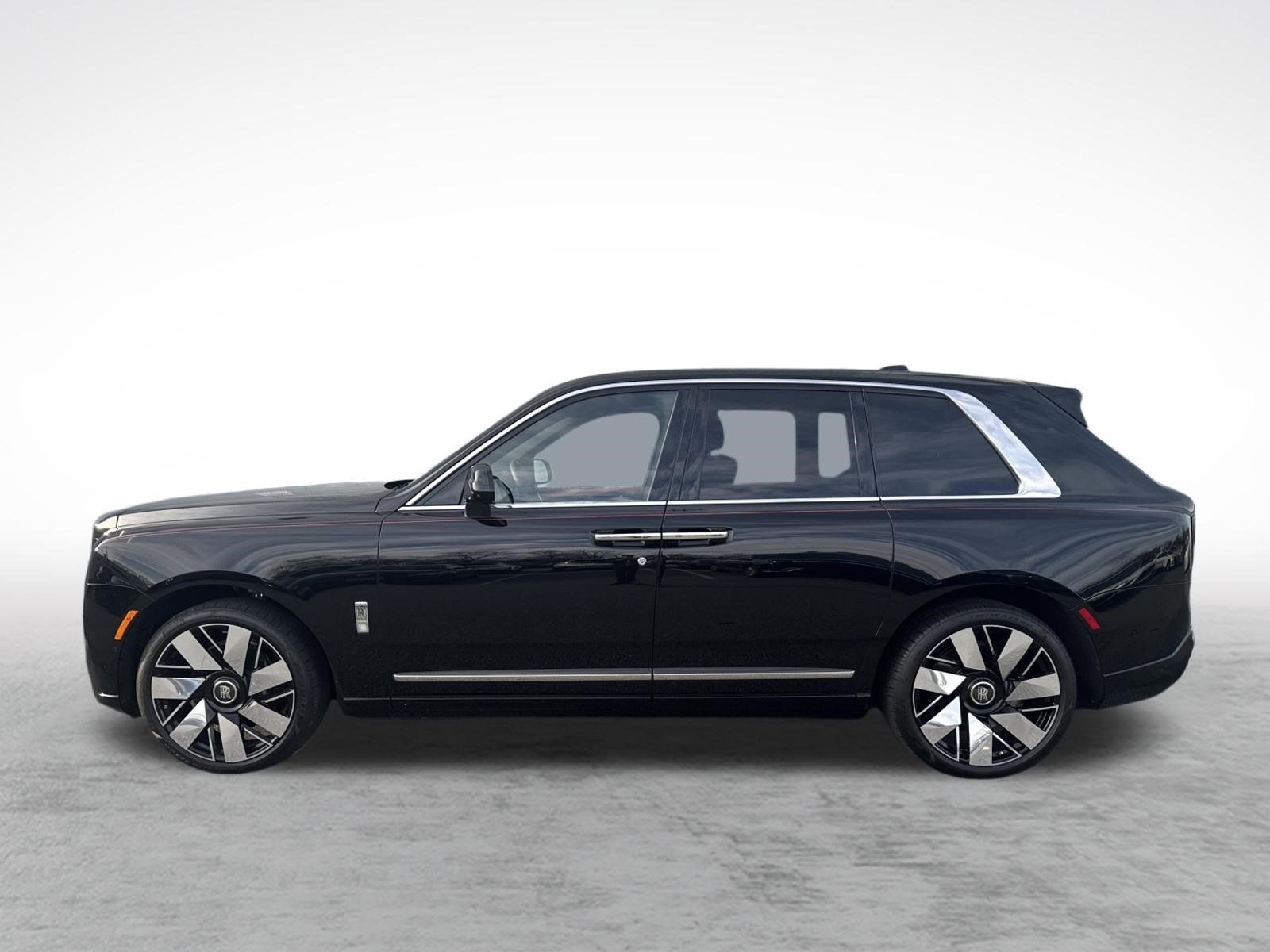 Certified 2025 Rolls-Royce Cullinan AWD/4WD image 5