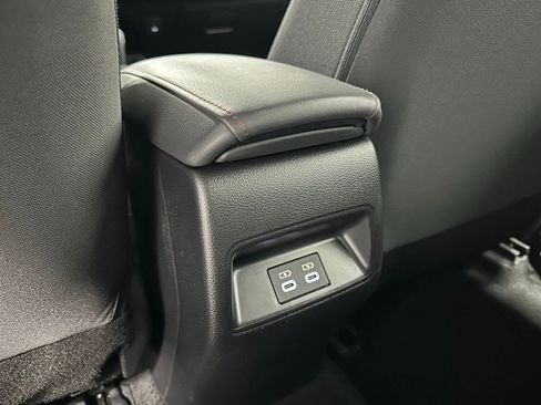 Used 2025 Toyota Corolla SE FWD image 47