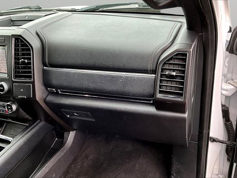 Used 2019 Ford Expedition Max Limited RWD image 22