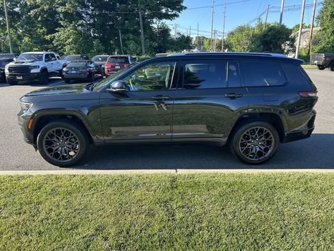 Used 2023 Jeep Grand Cherokee L Summit AWD/4WD image 5