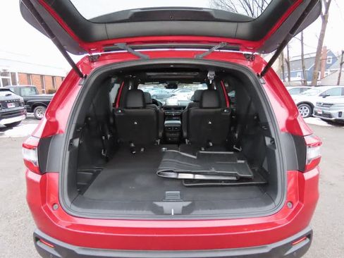 Certified 2023 Honda Pilot TrailSport image 12