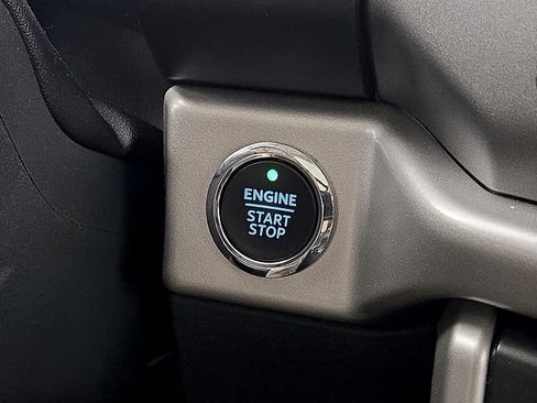 Used 2022 Ford Expedition XLT AWD/4WD image 27