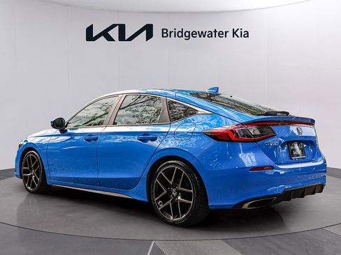 Used 2022 Honda Civic Sport Touring image 4