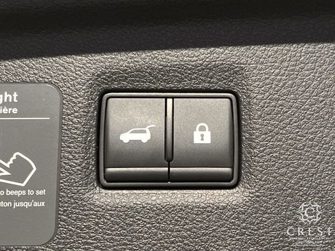 Certified 2025 INFINITI QX50 Luxe image 32