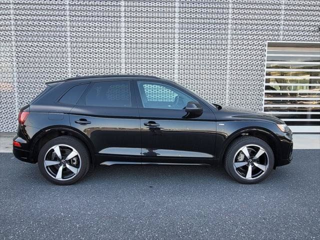 Used 2023 Audi Q5 2.0T Premium Plus w/ Premium Plus Package AWD/4WD image 4