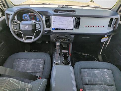 New 2026 Ford Bronco Heritage Edition AWD/4WD image 15
