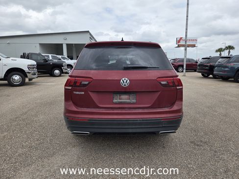 Used 2019 Volkswagen Tiguan SE FWD image 6