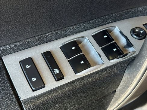 Used 2011 Chevrolet Silverado 1500 LT w/ All-Star Edition RWD image 13