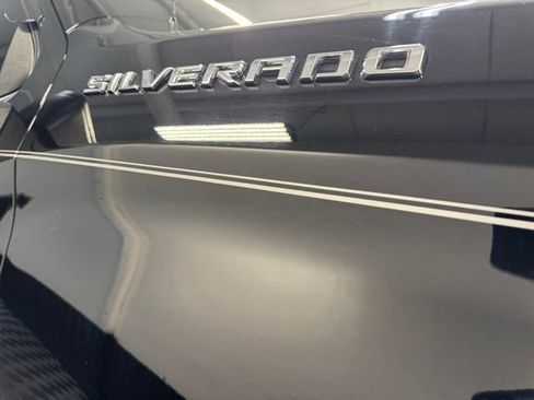 Used 2020 Chevrolet Silverado 1500 Custom w/ Custom Value Package AWD/4WD image 36