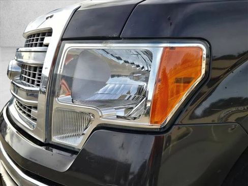 Used 2013 Ford F150 XLT w/ Luxury Equipment Group image 4