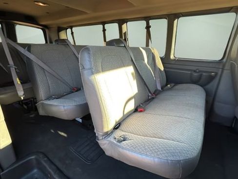 Used 2024 Chevrolet Express 3500 LT w/ LT Preferred Equipment Group RWD image 35